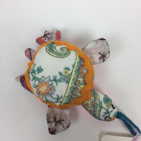 One handmade turtle 🐢 keychain ornament - Picture 3 of 6